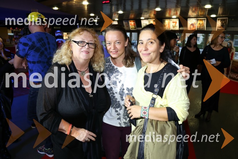  Alenka Cilenšek, igralka;  Uja Irgolič, filmska montažerka;  Marjuta  Slamič, igralkaNika, premiera mladinskega filma v Koloseju Maribor