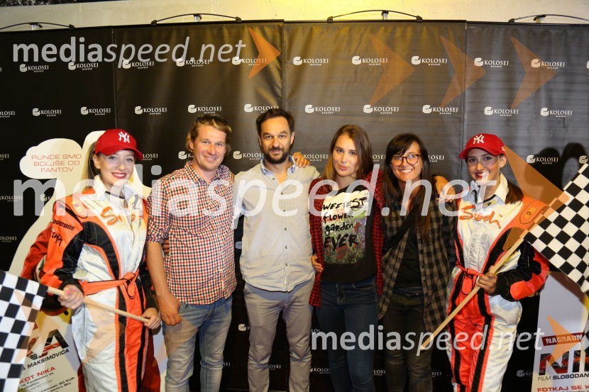  ... ;  ... ;  Slobodan Maksimović, režiser;  Ylenia Mahnič, igralka;  ... ;  ... Nika, premiera mladinskega filma v Koloseju Maribor