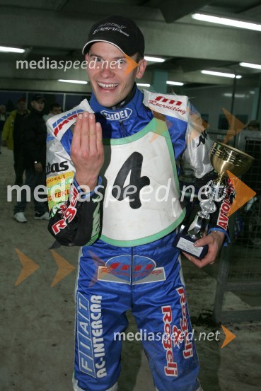 Matej Žagar, AMTK Ljubljana, ki je s številko 4 osvojil četrti zaporedni naslov državnega prvaka Slovenije med posameznikiSPEEDWAY, 7. dirka za DP