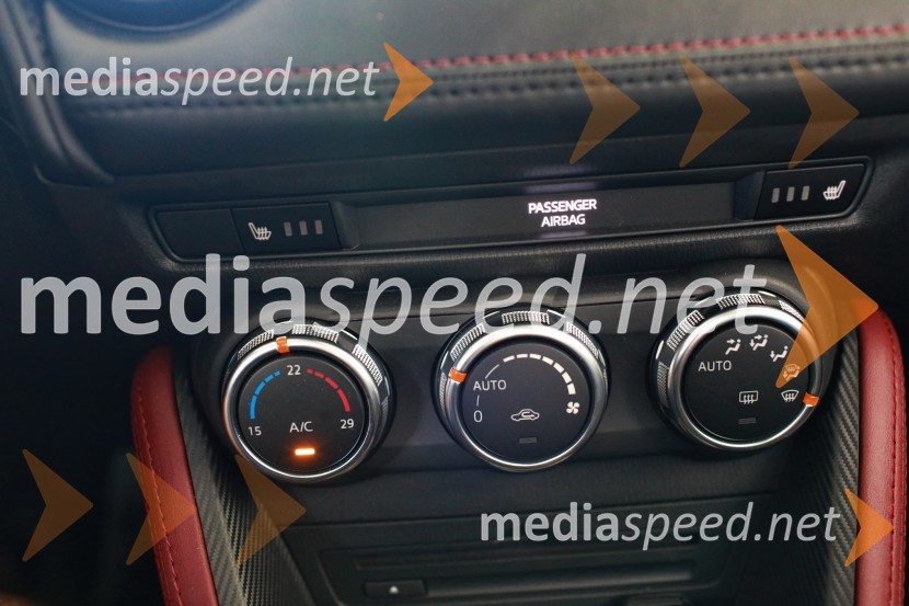 Mazda CX-3 G120 Revolution, področje regulacije klimatske napraveMazda CX-3 G120 Revolution, mediaspeed test