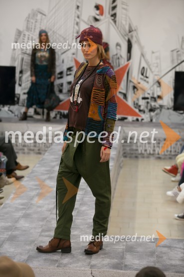   Zlata  Okugić, manekenkaModna revija, Qlandia Nova Gorica