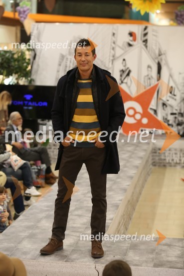  Taiji Tokuhisa, maneken in voditeljModna revija, Qlandia Nova Gorica