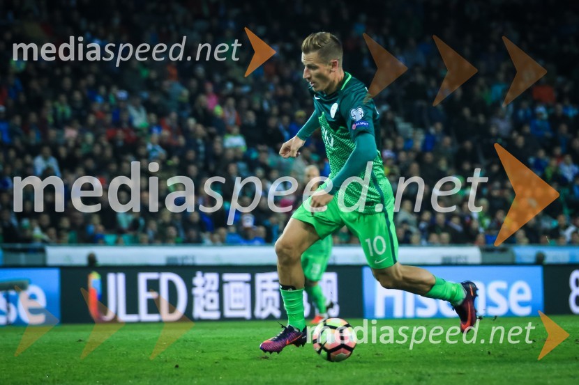  Valter Birsa, nogometašNogometna tekma  Slovenija – Slovaška