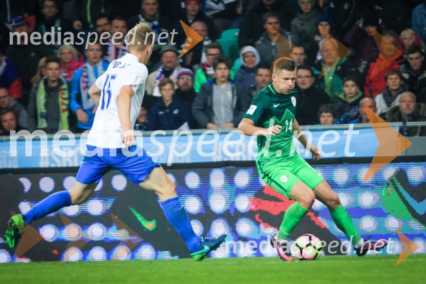  Tomas Hubučan, nogometaš;  Roman Bezjak, nogometašNogometna tekma  Slovenija – Slovaška