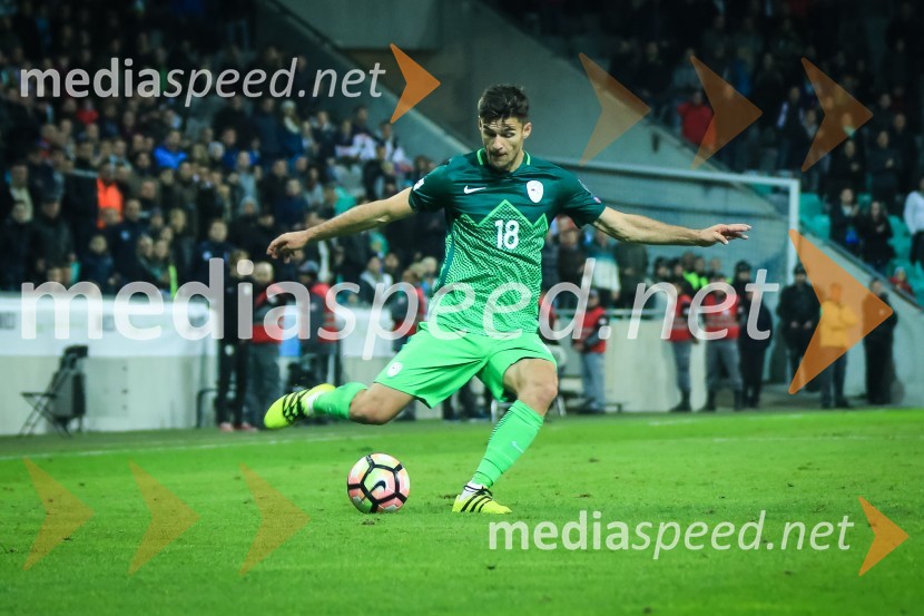  Rok Kronaveter, nogometaš, NK OlimpijaNogometna tekma  Slovenija – Slovaška