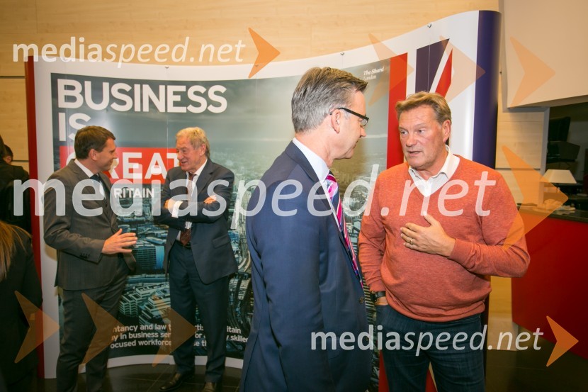  ... ;  Glenn Hoddle, nekdanji angleški nogometašSports Meets Business, poslovna konferenca