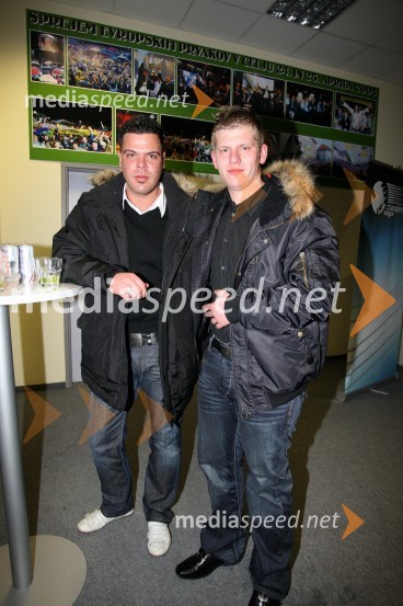 ObiskovalcaKoncert Cece