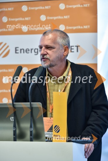  Radoslav Vivician,  E-code: education for continuous developmentEn.občina 016: Zmagovalke so Velenje, Pivka in Miren Kostanjevica