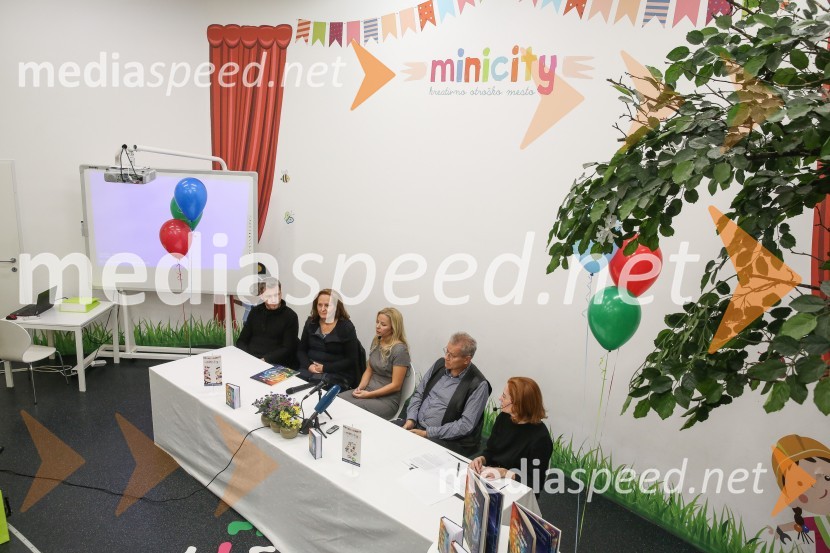  Denis Avdić, voditelj;  Amanda Mlakar, pisateljica;  Polona Kisovec, direktorica, 121Marketing;  Marko Juhant, specialni pedagog za motnje vedenja in osebnosti;  Hermina Kovačič, svetovalka za odnose z javnostmiZakaj Lunina vila in Sončni princ ne živita skupaj?