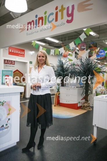  Jasna  Žaler Culiberg, direktorica prodaje in marketinga ter ustanoviteljica MinicityZakaj Lunina vila in Sončni princ ne živita skupaj?