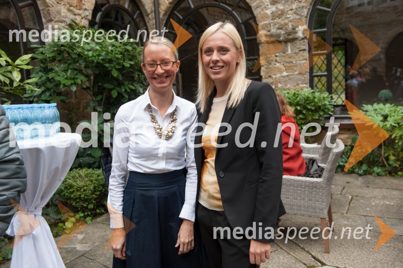  Maruša Kovačič, produktni marketing Seat Porsche Slovenija;  Sonja Cingesar, marketing SeatSeat Ateca, slovenska predstavitev