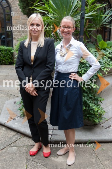  Sonja Cingesar, marketing Seat;  Maruša Kovačič, produktni marketing Seat Porsche SlovenijaSeat Ateca, slovenska predstavitev