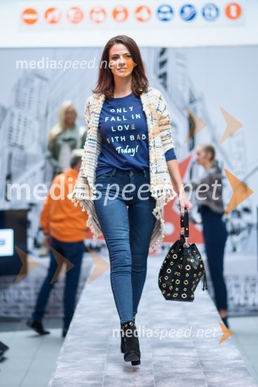  Sabina Remar, manekenkaModna revija, Qlandia Maribor