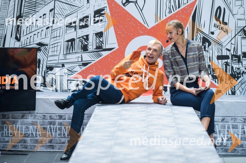   Igor  Jelen-Iggy, koreograf, lastnik plesnega centra Igen;  Tjaša  Kokalj Jerala, manekenka, voditeljicaModna revija, Qlandia Maribor