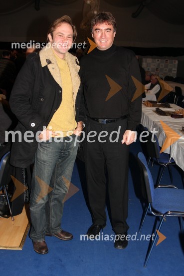 Dr. Milan Zver, minister za šolstvo in šport in Jure Ivanušič, igralecŠahovski turnir: 14. memorial Vasje Pirca