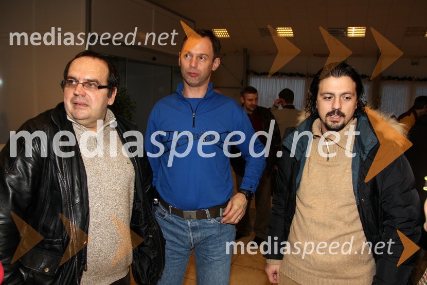 Georg Mohr, organizator in predsednik ŽŠK Maribor Lancom, Franc Virtič, tiskovni predstavnik Policijske uprave Maribor in Zlatko Zahovič, športni direktor NK Maribor ter nacionalni ambasador UNICEF-aŠahovski turnir: 14. memorial Vasje Pirca