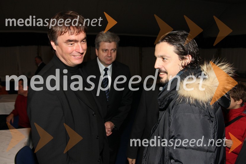 Dr. Milan Zver, minister za šolstvo in šport in Zlatko Zahovič, športni direktor NK Maribor ter nacionalni ambasador UNICEF-aŠahovski turnir: 14. memorial Vasje Pirca