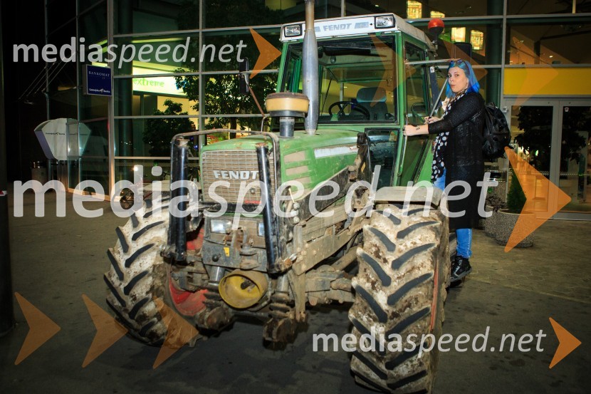  Tanja Divac, novinarkaPremiera filma Pr' Hostar v Cineplexxu Kranj
