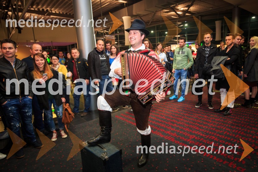 Premiera filma Pr' Hostar v Cineplexxu Kranj