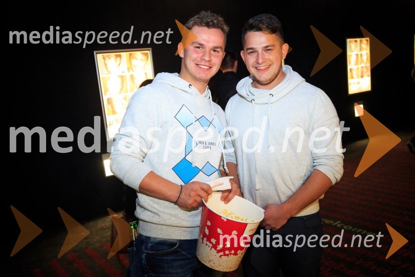 Premiera filma Pr' Hostar v Cineplexxu Kranj