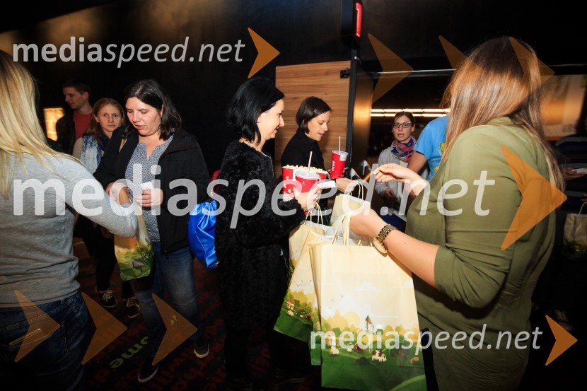 Premiera filma Pr' Hostar v Cineplexxu Kranj