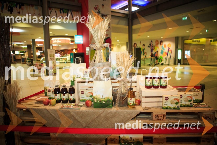 Premiera filma Pr' Hostar v Cineplexxu Kranj