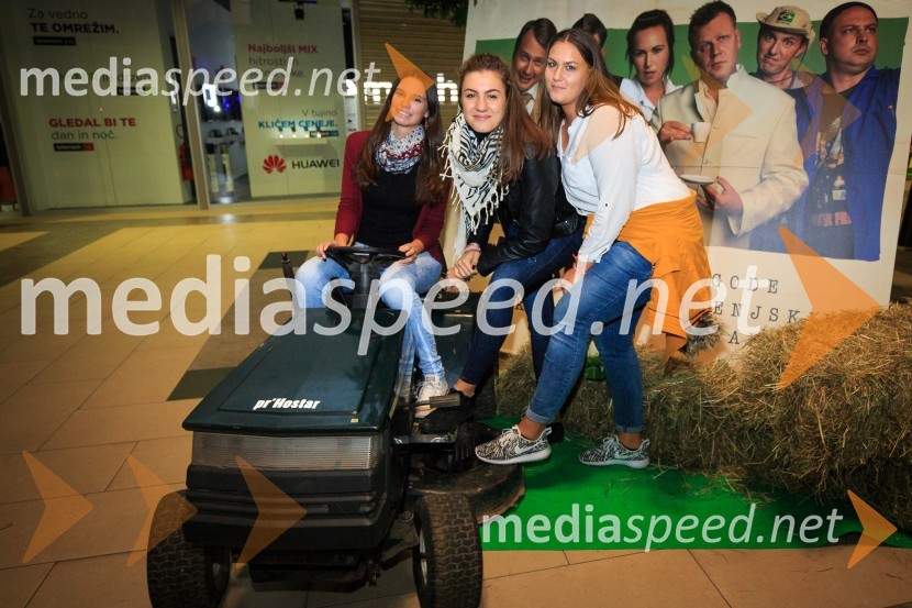 Premiera filma Pr' Hostar v Cineplexxu Kranj
