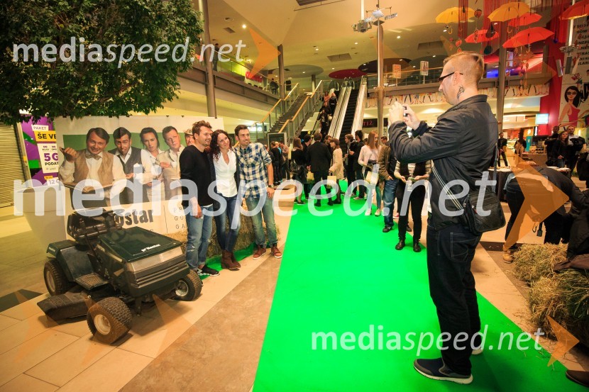 Premiera filma Pr' Hostar v Cineplexxu Kranj