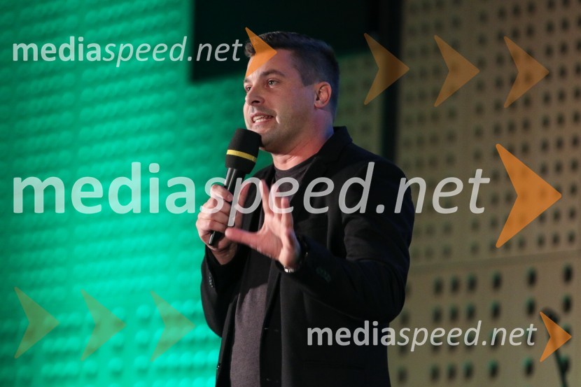  Klemen Bučan, radijski voditelj, stand-up komikBISNODE FOR BUSINESS / BEST FOUR BUSINESS / B4B