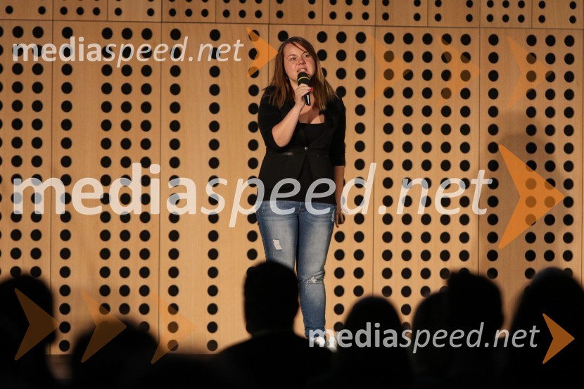  Tanja Kocman, stand up komičarkaBISNODE FOR BUSINESS / BEST FOUR BUSINESS / B4B