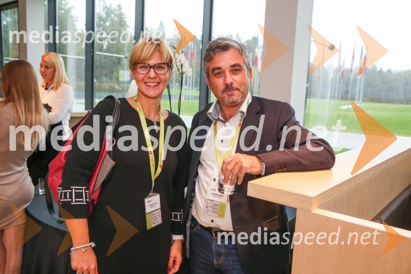 BISNODE FOR BUSINESS / BEST FOUR BUSINESS / B4B