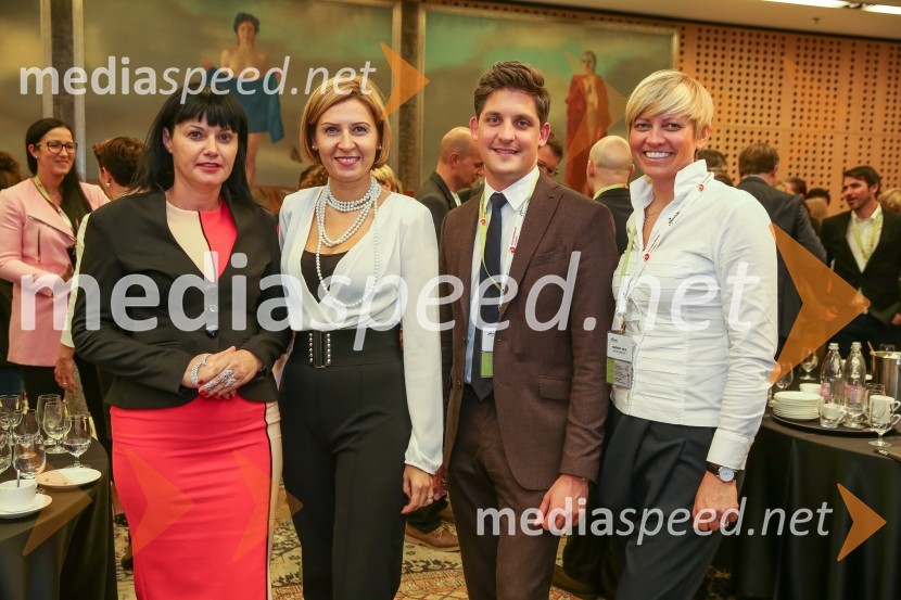  Tanja Skaza, direktorica, Plastika Skaza;  ... ;  Rok  Koželj, Gea College;  Katja Kraškovič,  Gea CollegeBISNODE FOR BUSINESS / BEST FOUR BUSINESS / B4B