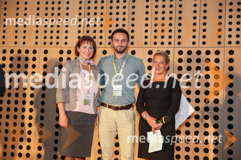  ... ;  ... ;  Maria Anselmi, direktorica BisnodeBISNODE FOR BUSINESS / BEST FOUR BUSINESS / B4B
