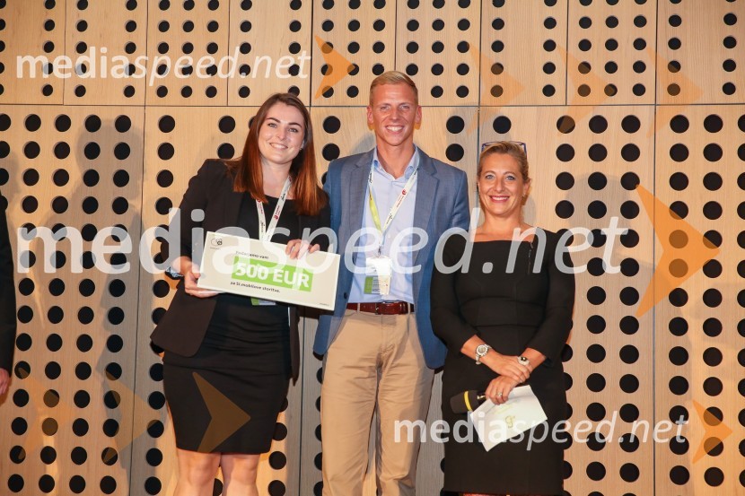  ... ;  ... ;  Maria Anselmi, direktorica BisnodeBISNODE FOR BUSINESS / BEST FOUR BUSINESS / B4B