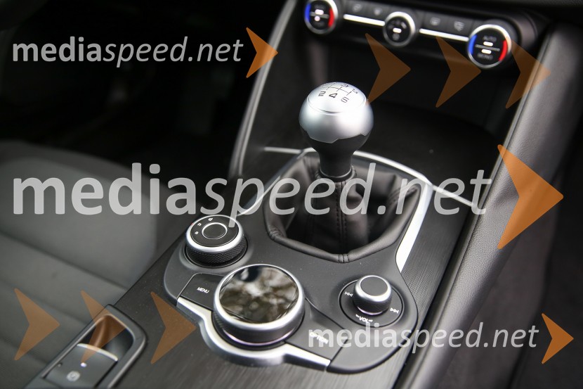 Alfa Romeo Giulia, slovenska predstavitevAlfa Romeo Giulia, slovenska predstavitev