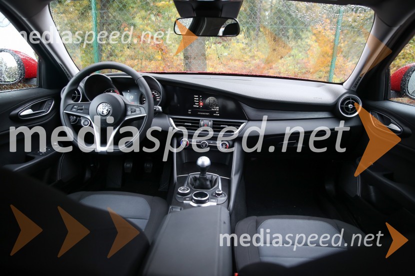 Alfa Romeo Giulia, slovenska predstavitevAlfa Romeo Giulia, slovenska predstavitev