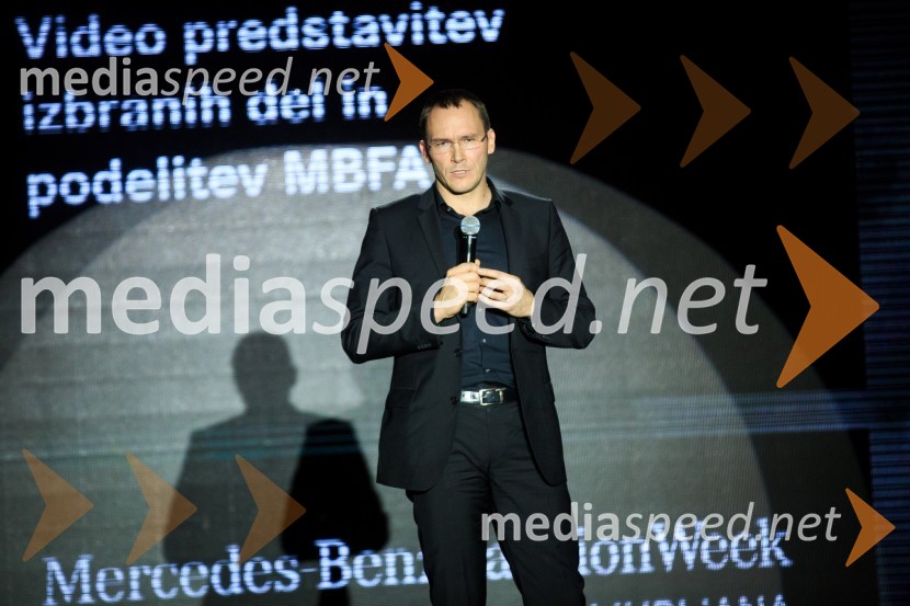 Podelitev MBFAMercedes Benz Fashion Week 2016, 1. dan