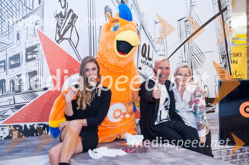  Tara Zupančič, voditeljica;  papiga QLara, maskota Qlandie;   Igor  Jelen-Iggy, koreograf, lastnik plesnega centra Igen;  Mojca Pavlišič, Qlandia MarketingModna revija, Qlandia Novo mesto