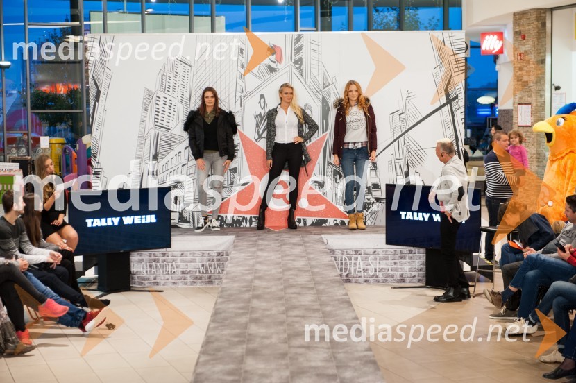  Sabina Remar, manekenka;  Nadiya Bychkova, plesalka, manekenka;  ... Modna revija, Qlandia Novo mesto