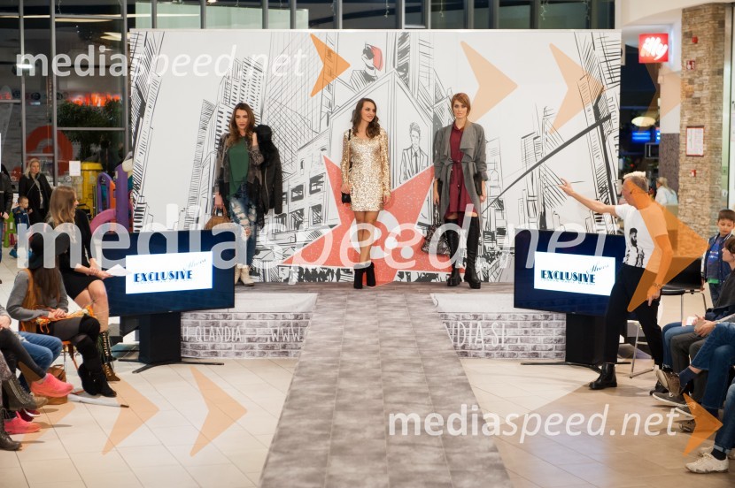  ... ;  ... ;   Zlata  Okugić, manekenkaModna revija, Qlandia Novo mesto