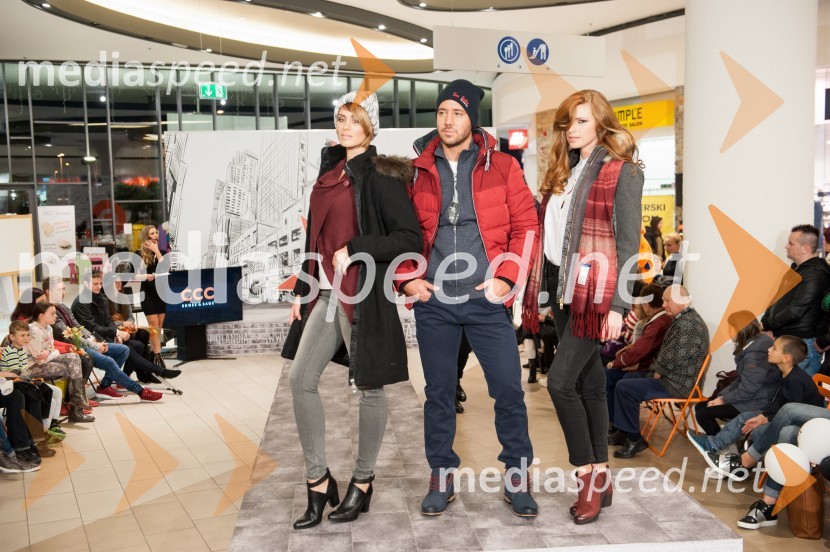   Zlata  Okugić, manekenka;  ... ;  Karin Škufca, manekenkaModna revija, Qlandia Novo mesto