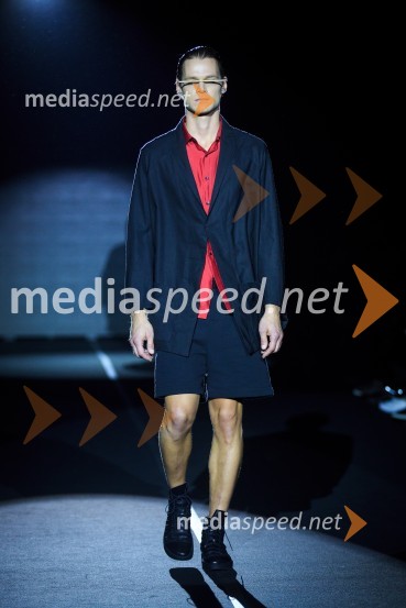 Modna kolekcija D'AlpaosMercedes Benz Fashion Week 2016, 2. dan