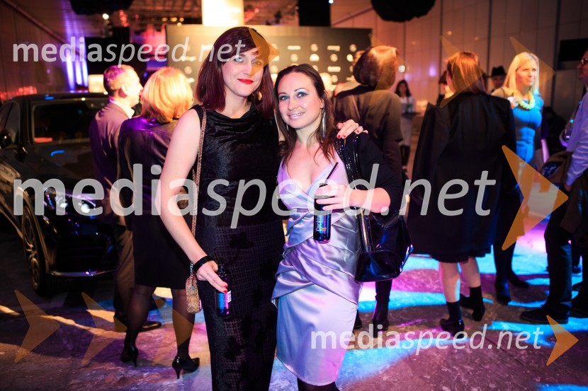  Dragica Sušnik, novinarka, Grazia;  Tanja Mojzer, novinarkaMercedes Benz Fashion Week 2016, 2. dan