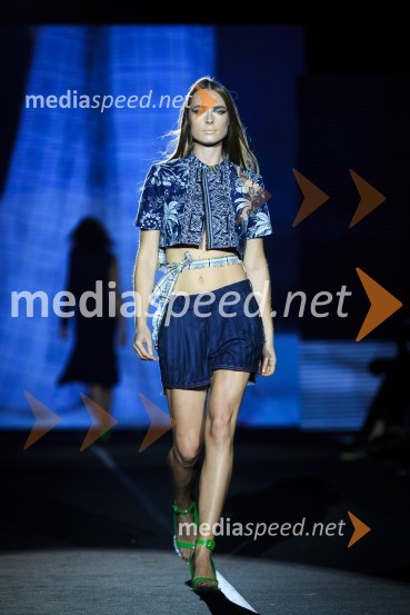 Modna kolekcija Dajana LjubičićMercedes Benz Fashion Week 2016, 2. dan