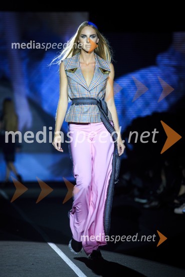 Modna kolekcija Dajana LjubičićMercedes Benz Fashion Week 2016, 2. dan