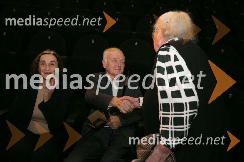  Ivanka Mežan, igralka;  Boris Juh, filmski in gledališki igralec ;  Iva Zupančič, igralkaNagrado bert je prejel Boris Juh