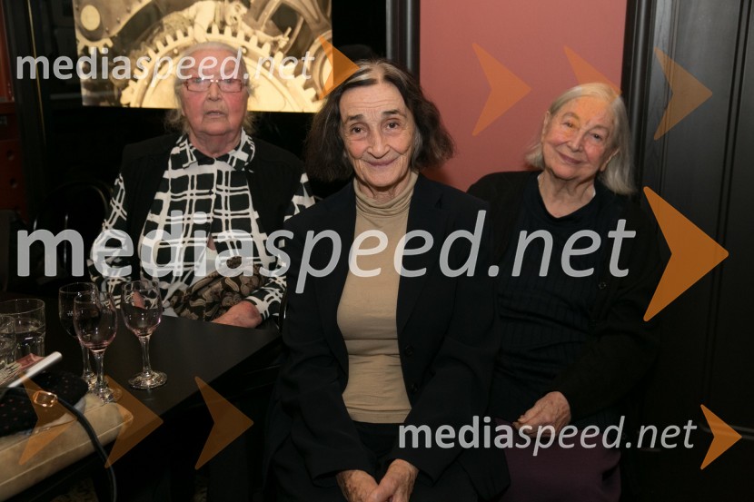  Iva Zupančič, igralka;  Ivanka Mežan, igralka;  Štefka Drolc, igralkaNagrado bert je prejel Boris Juh