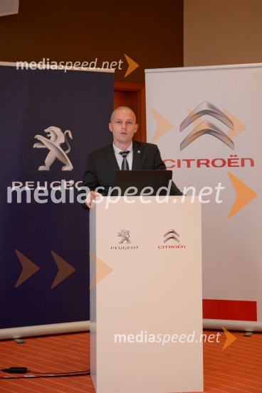  Adam Kavšek, direktor prodaje Peugeot SlovenijaPeugeot Traveller in Citroën Spacetourer, slovenska predstavitev
