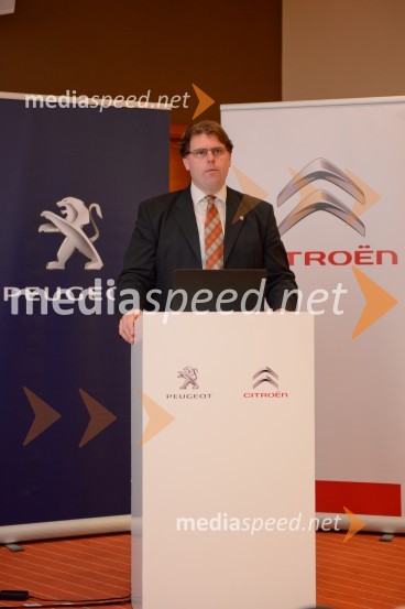  Martin Fajt, produktni vodja Peugeot SlovenijePeugeot Traveller in Citroën Spacetourer, slovenska predstavitev