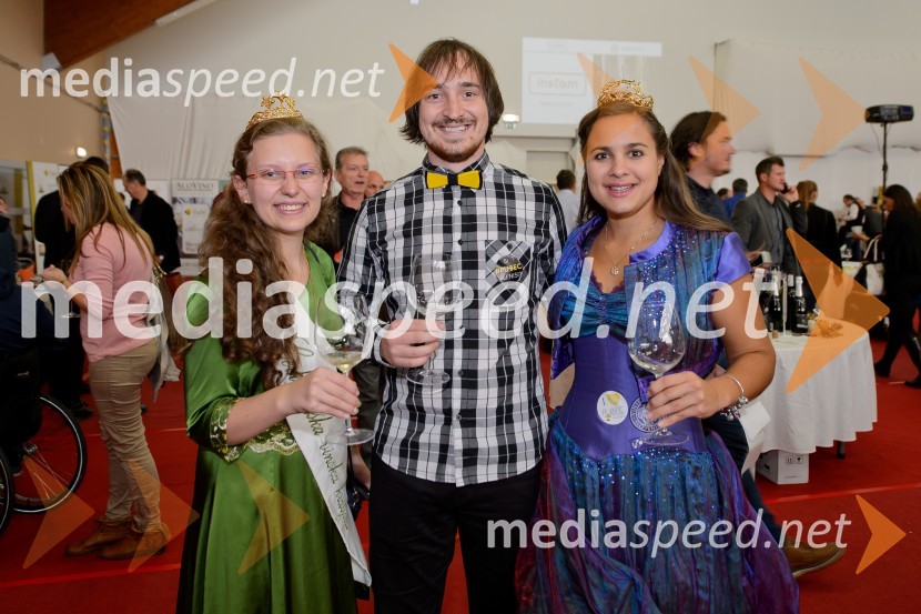  ... ;  ... ;  Sara Stadler, Vinska kraljica Slovenije 2016Salon VinDel 2016, 9. mednarodni salon vina in delikatese